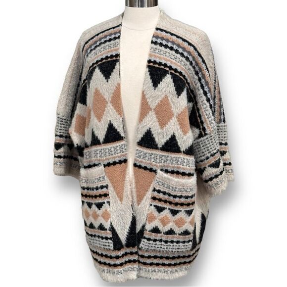 RAJ L.A Women’s Billie Fuzzy Autumn Poncho Wrap Bohemian Ruana in Mocha Multi - Picture 5 of 11